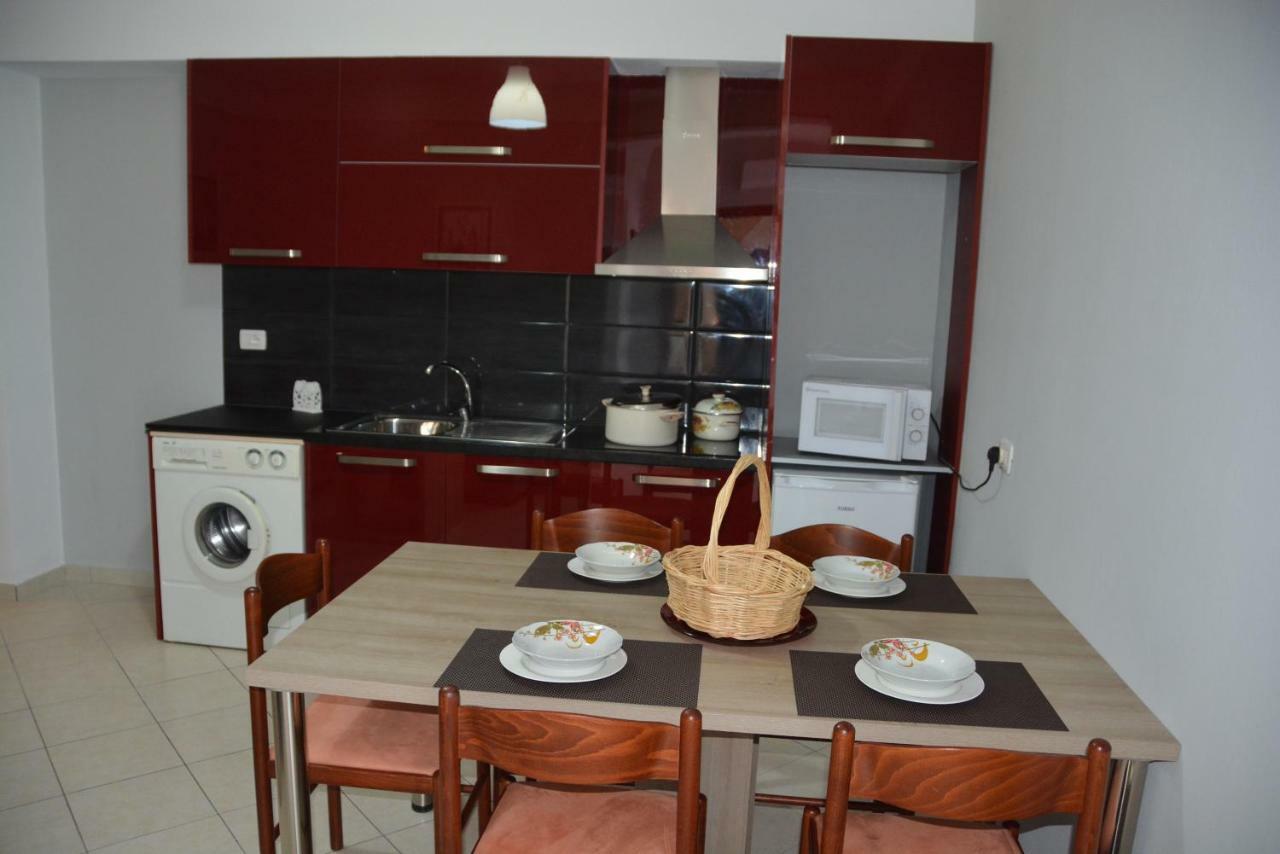 Cava Apartments Sarandë Eksteriør bilde
